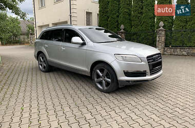 Позашляховик / Кросовер Audi Q7 2006 в 