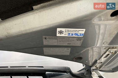 Позашляховик / Кросовер Audi Q7 2006 в 