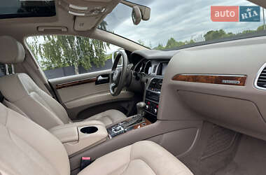 Позашляховик / Кросовер Audi Q7 2014 в 