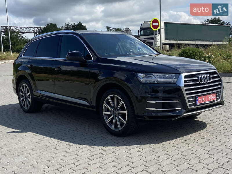 Внедорожник / Кроссовер Audi Q7 2018 в Виннице