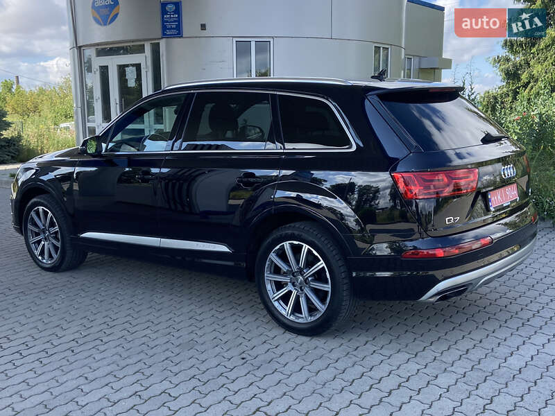 Внедорожник / Кроссовер Audi Q7 2018 в Виннице