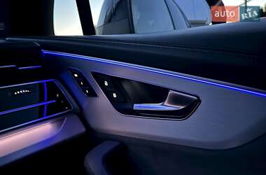 Позашляховик / Кросовер Audi Q7 2021 в 