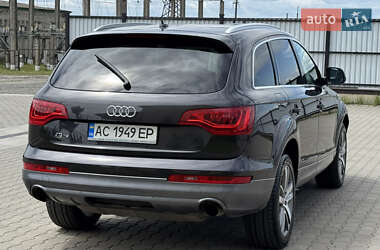 Внедорожник / Кроссовер Audi Q7 2011 в 