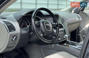 Внедорожник / Кроссовер Audi Q7 2011 в 