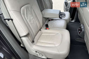 Внедорожник / Кроссовер Audi Q7 2011 в 