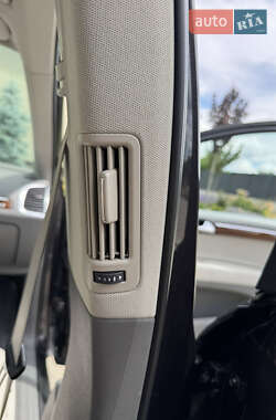 Внедорожник / Кроссовер Audi Q7 2011 в 