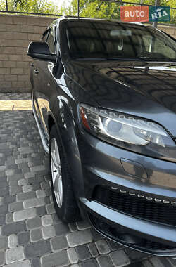 Позашляховик / Кросовер Audi Q7 2009 в 