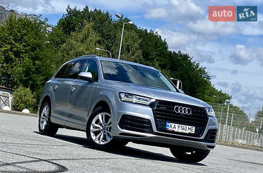 Позашляховик / Кросовер Audi Q7 2018 в 