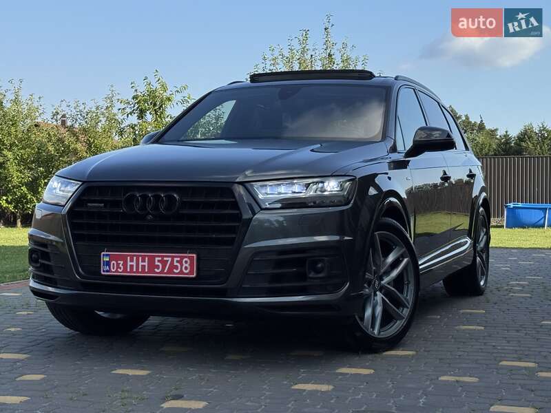 Позашляховик / Кросовер Audi Q7 2018 в Києві