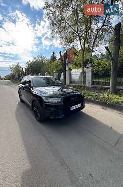 Внедорожник / Кроссовер Audi Q7 2016 в Киеве