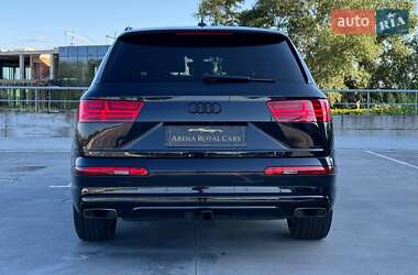 Внедорожник / Кроссовер Audi Q7 2019 в 