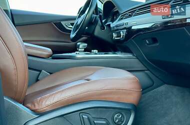 Внедорожник / Кроссовер Audi Q7 2019 в 