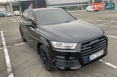 Позашляховик / Кросовер Audi Q7 2016 в Києві