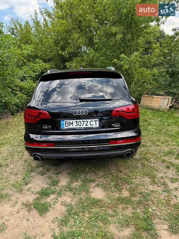 Внедорожник / Кроссовер Audi Q7 2013 в Сумах
