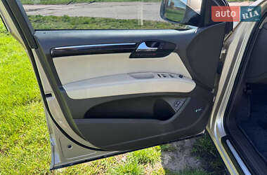 Внедорожник / Кроссовер Audi Q7 2007 в 