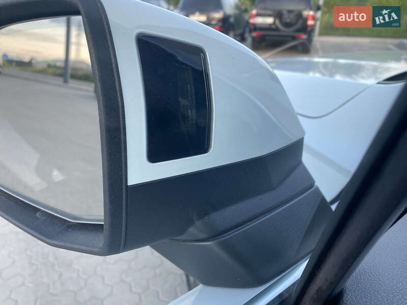 Позашляховик / Кросовер Audi Q7 2021 в Києві