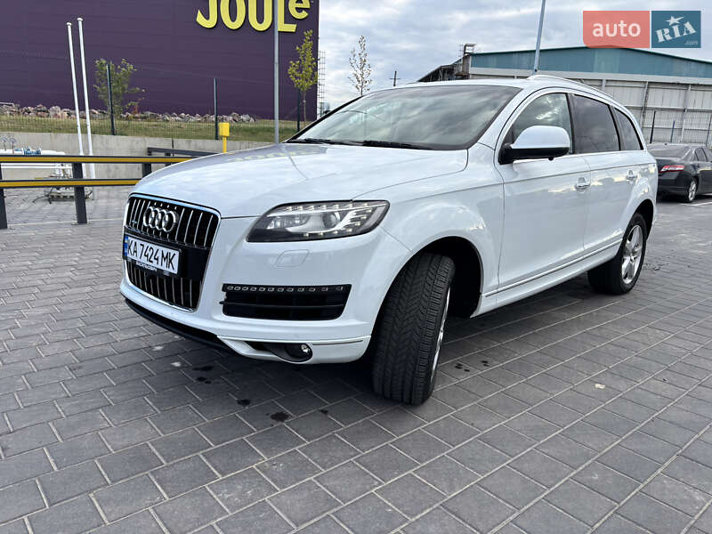 Внедорожник / Кроссовер Audi Q7 2013 в Киеве