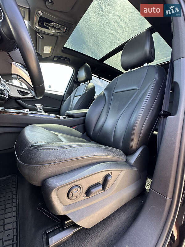 Позашляховик / Кросовер Audi Q7 2019 в Білогородці