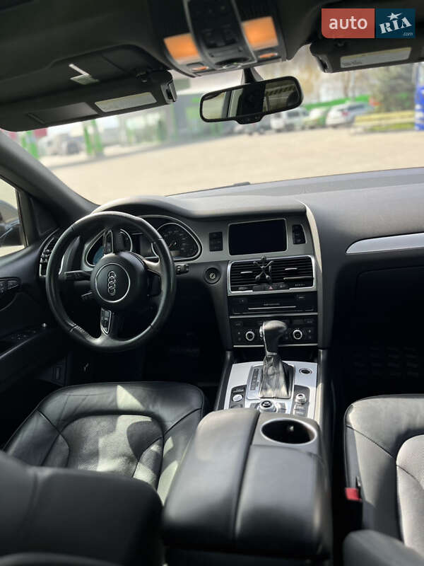 Позашляховик / Кросовер Audi Q7 2011 в Тернополі