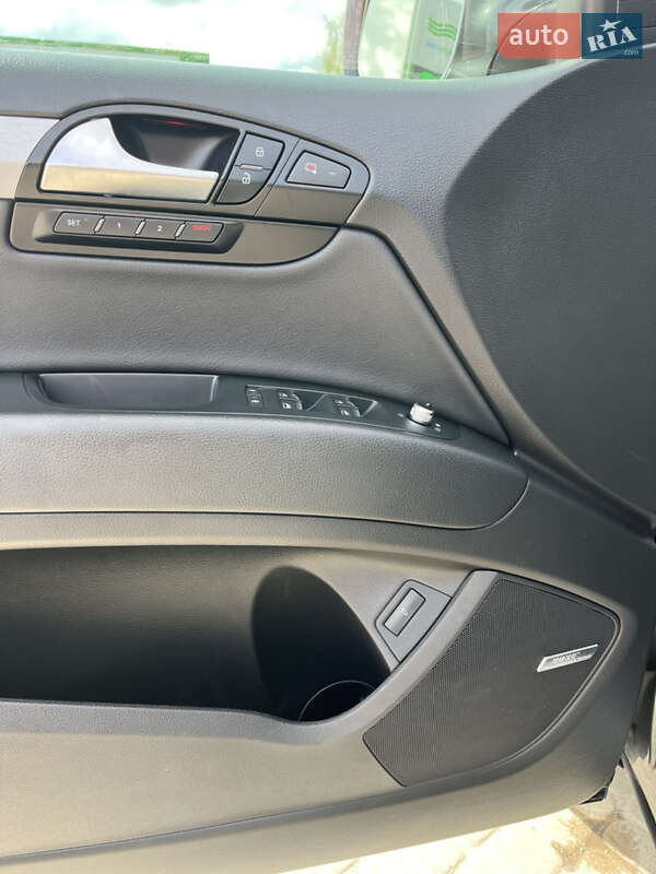Позашляховик / Кросовер Audi Q7 2011 в Тернополі