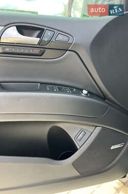 Внедорожник / Кроссовер Audi Q7 2011 в 
