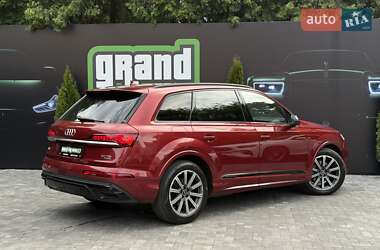 Внедорожник / Кроссовер Audi Q7 2020 в 
