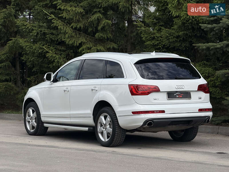 Позашляховик / Кросовер Audi Q7 2013 в Тернополі