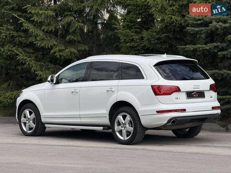 Позашляховик / Кросовер Audi Q7 2013 в Тернополі