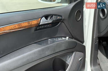 Внедорожник / Кроссовер Audi Q7 2013 в 
