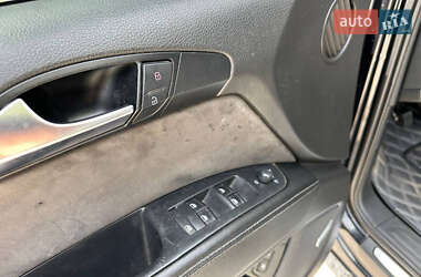 Позашляховик / Кросовер Audi Q7 2009 в 