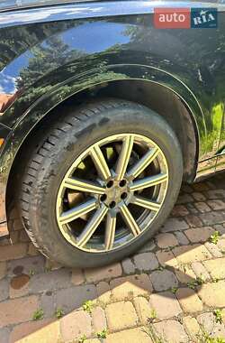 Внедорожник / Кроссовер Audi Q7 2017 в Киеве
