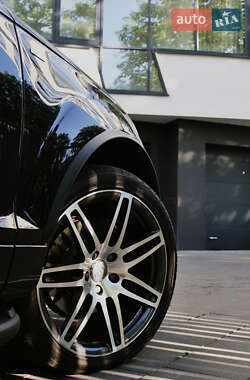 Внедорожник / Кроссовер Audi Q7 2010 в 
