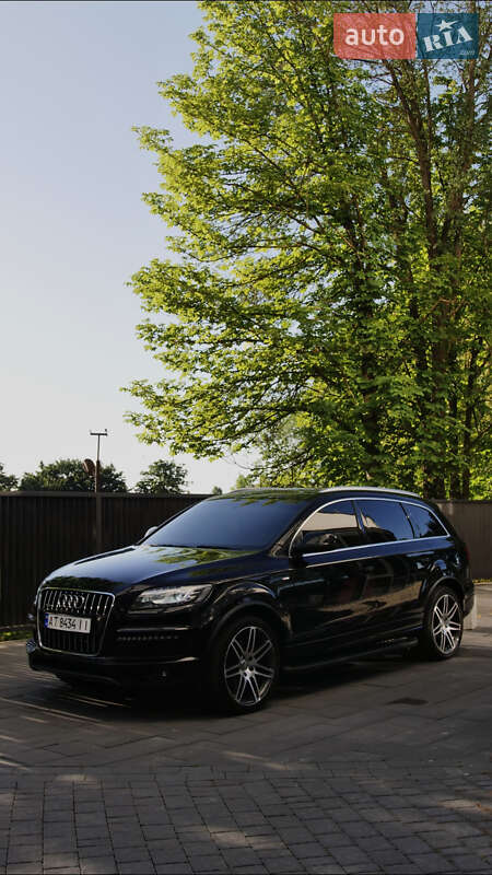 Позашляховик / Кросовер Audi Q7 2010 в Івано-Франківську
