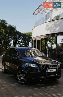 Внедорожник / Кроссовер Audi Q7 2010 в 