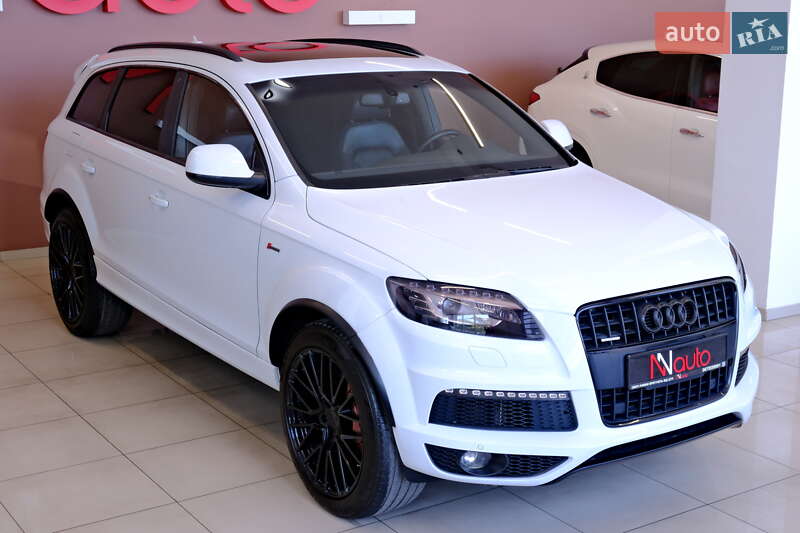 Внедорожник / Кроссовер Audi Q7 2014 в Одессе