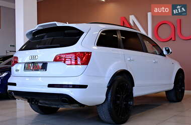 Внедорожник / Кроссовер Audi Q7 2014 в 