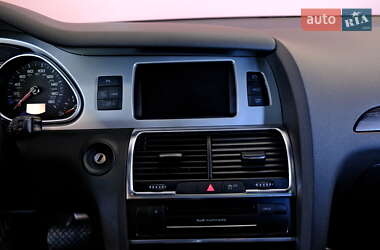 Внедорожник / Кроссовер Audi Q7 2014 в 