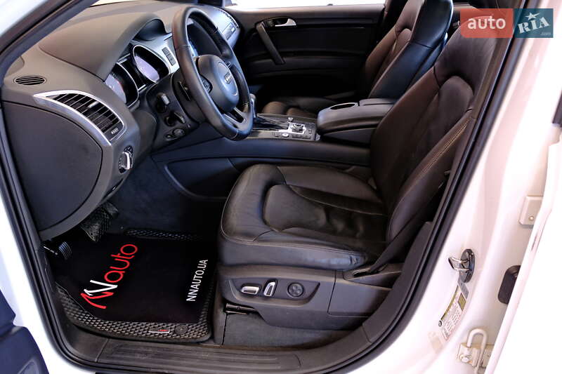 Внедорожник / Кроссовер Audi Q7 2014 в Одессе