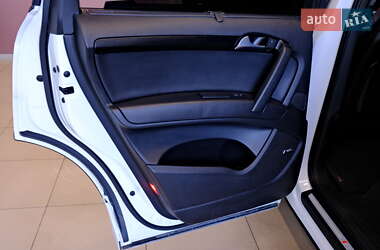 Внедорожник / Кроссовер Audi Q7 2014 в 