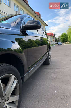 Позашляховик / Кросовер Audi Q7 2012 в 