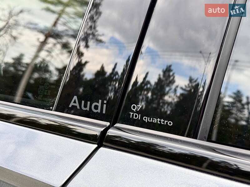Позашляховик / Кросовер Audi Q7 2025 в Києві