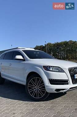 Позашляховик / Кросовер Audi Q7 2014 в 