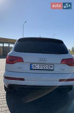 Позашляховик / Кросовер Audi Q7 2014 в 