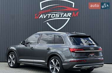 Позашляховик / Кросовер Audi Q7 2020 в 