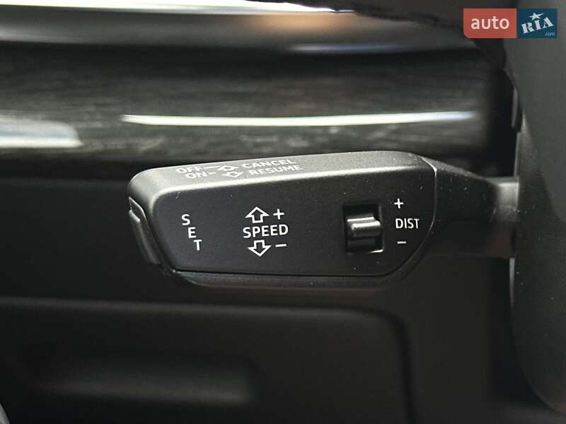 Позашляховик / Кросовер Audi Q7 2020 в Мукачевому