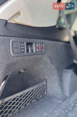 Позашляховик / Кросовер Audi Q7 2020 в 