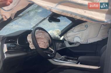 Внедорожник / Кроссовер Audi Q7 2022 в 