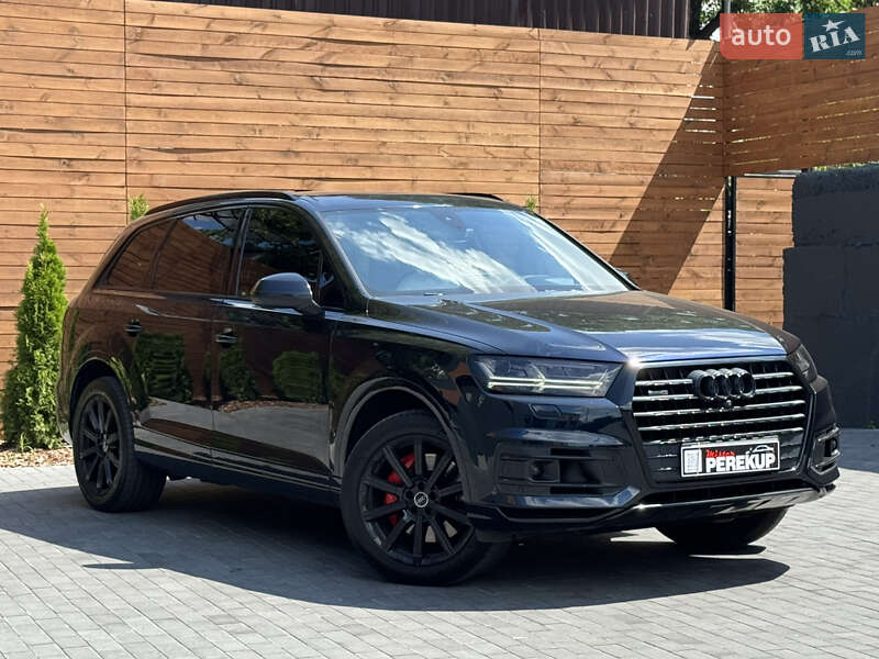 Позашляховик / Кросовер Audi Q7 2017 в Києві