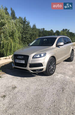 Внедорожник / Кроссовер Audi Q7 2013 в 