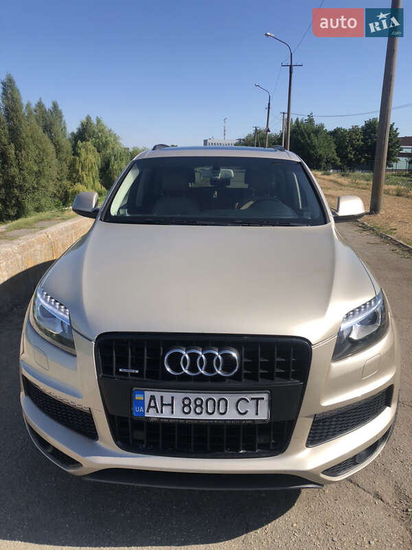 Внедорожник / Кроссовер Audi Q7 2013 в Павлограде
